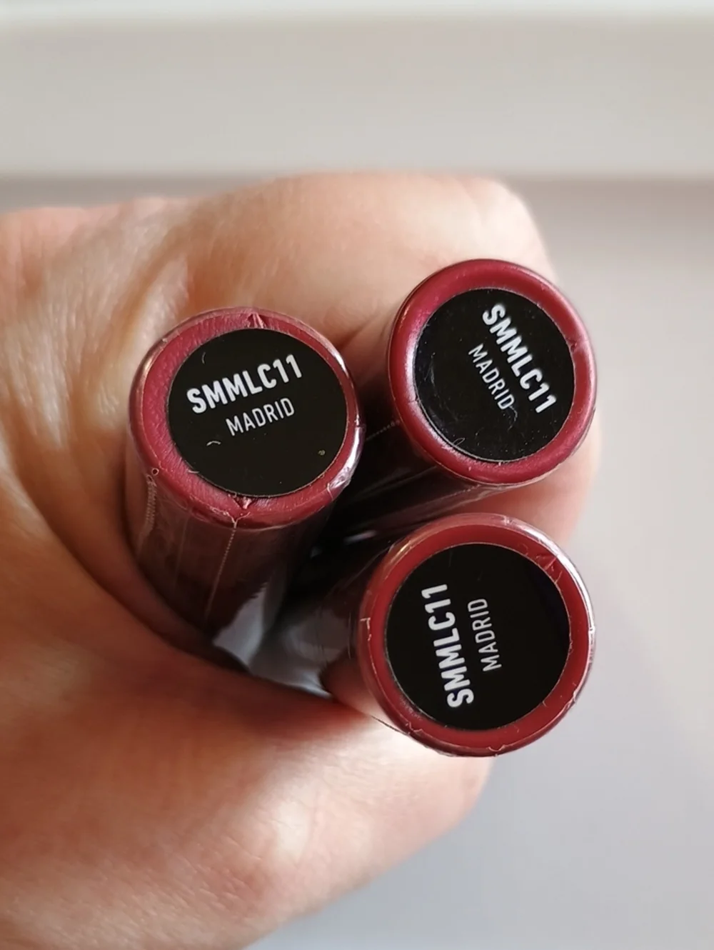 3 x NYX METALLIC Makeup Soft Matte Metallic Lip Cream, Madrid